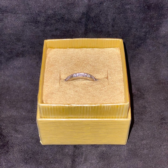 Jewelry - Sterling Silver Ring
